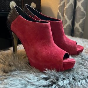 Size 9 Boutique 9 Red Suede Heels